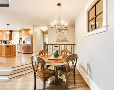 38w064 Tanglewood Drive - Photo Thumbnail 12