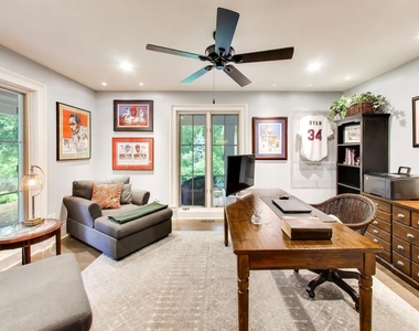38w064 Tanglewood Drive - Photo Thumbnail 5