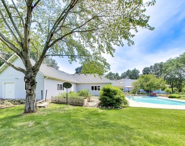 38w064 Tanglewood Drive - Photo Thumbnail 47