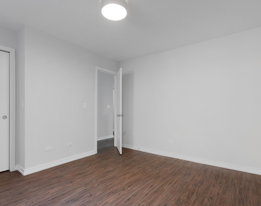 6134 N Kenmore Avenue - Photo Thumbnail 7