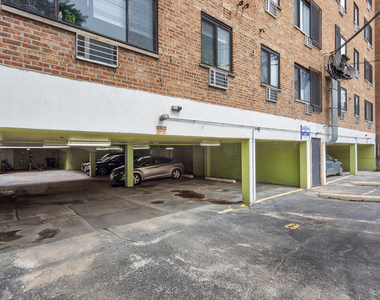 6134 N Kenmore Avenue - Photo Thumbnail 14