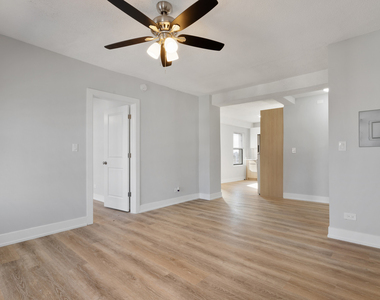 6026 N Winthrop Avenue - Photo Thumbnail 7