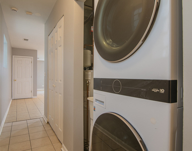2328 W Washington Boulevard - Photo Thumbnail 23
