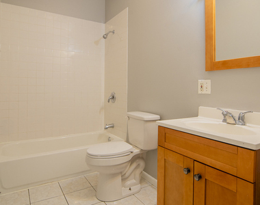 2328 W Washington Boulevard - Photo Thumbnail 14