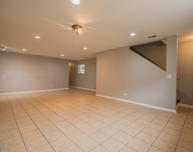 2328 W Washington Boulevard - Photo Thumbnail 21