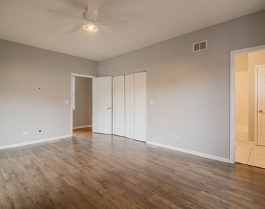 2328 W Washington Boulevard - Photo Thumbnail 18