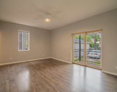 2328 W Washington Boulevard - Photo Thumbnail 16