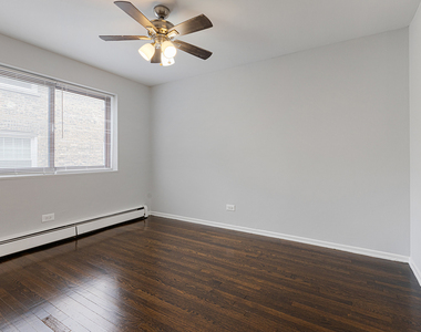 6029 N Winthrop Avenue - Photo Thumbnail 5