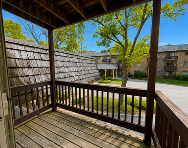 241 W Main Street - Photo Thumbnail 4