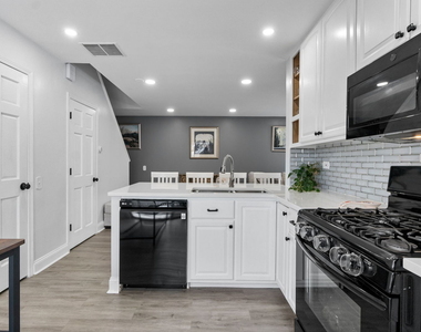 1688 Normantown Road - Photo Thumbnail 7