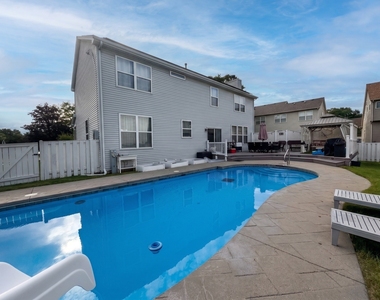 1615 Maureen Drive - Photo Thumbnail 28