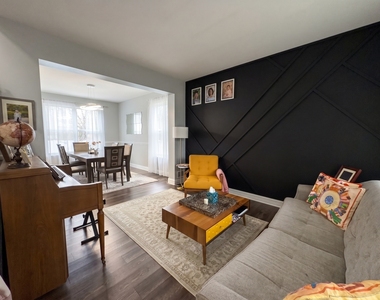 1615 Maureen Drive - Photo Thumbnail 3