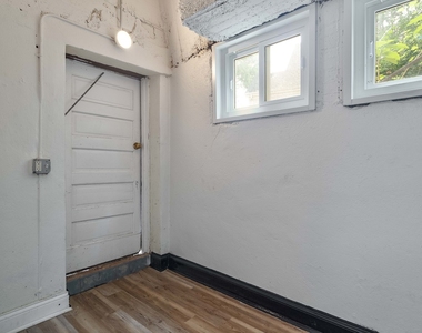 1155 Saint Johns Avenue - Photo Thumbnail 2