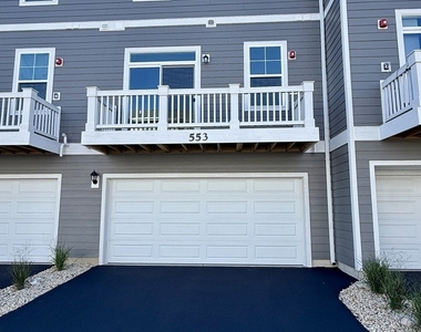 553 Yosemite Way - Photo Thumbnail 18