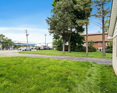 123 Ogden Avenue - Photo Thumbnail 44