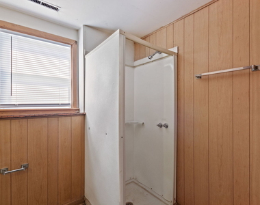 123 Ogden Avenue - Photo Thumbnail 9
