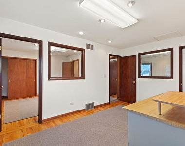 123 Ogden Avenue - Photo Thumbnail 13