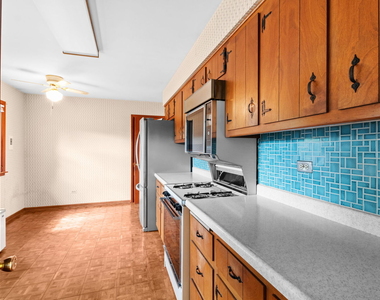 123 Ogden Avenue - Photo Thumbnail 31