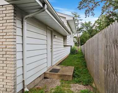 123 Ogden Avenue - Photo Thumbnail 41