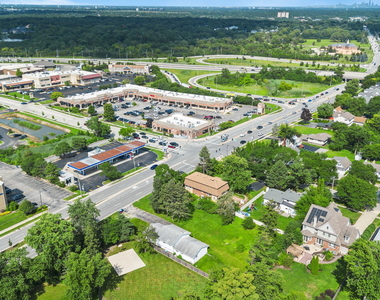 123 Ogden Avenue - Photo Thumbnail 52