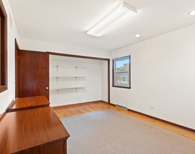 123 Ogden Avenue - Photo Thumbnail 16