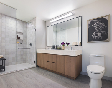 164 N Peoria Street - Photo Thumbnail 7
