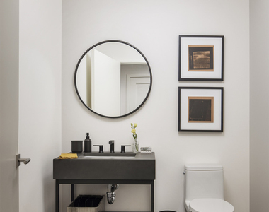 164 N Peoria Street - Photo Thumbnail 10