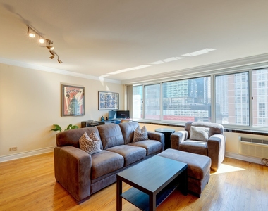 211 E Ohio Street - Photo Thumbnail 1