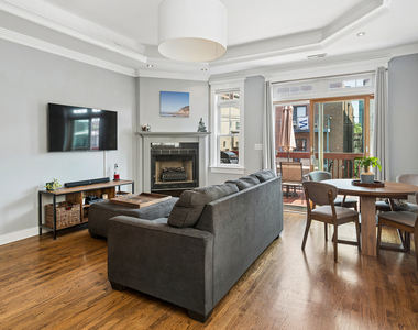 3755 N Wilton Avenue - Photo Thumbnail 2
