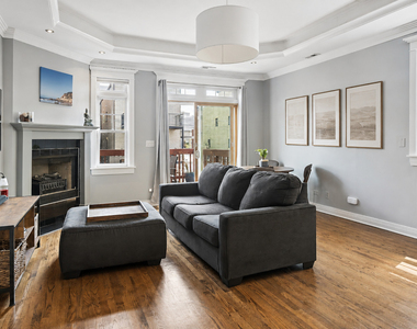 3755 N Wilton Avenue - Photo Thumbnail 1