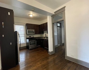 3044 W Jackson Boulevard - Photo Thumbnail 1