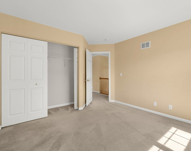 920 Mcdole Drive - Photo Thumbnail 22