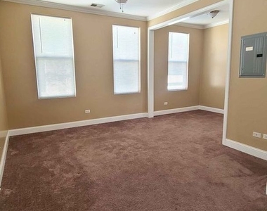 2024 N Wolcott Avenue - Photo Thumbnail 11