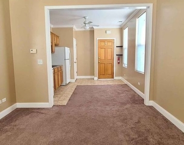 2024 N Wolcott Avenue - Photo Thumbnail 5