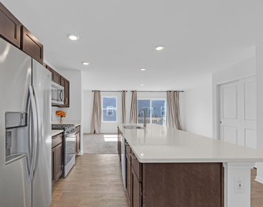 2241 Sassafras Way - Photo Thumbnail 5