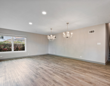 3001 W Chase Avenue - Photo Thumbnail 4