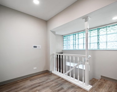 3001 W Chase Avenue - Photo Thumbnail 25