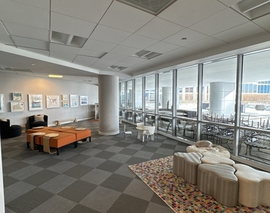 1201 S Prairie Avenue - Photo Thumbnail 23