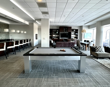 1201 S Prairie Avenue - Photo Thumbnail 24