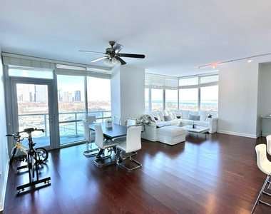 1201 S Prairie Avenue - Photo Thumbnail 4