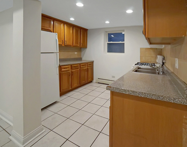 5028 W Pensacola Avenue - Photo Thumbnail 3