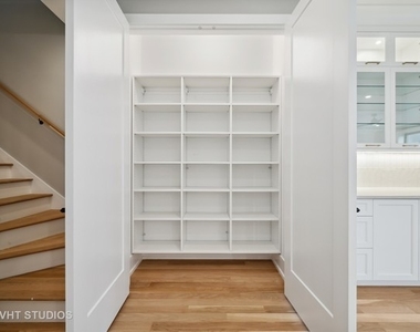 2614 W Chicago Avenue - Photo Thumbnail 8