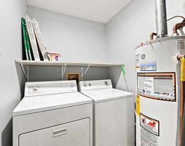 981 West Court - Photo Thumbnail 17