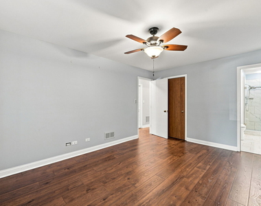 981 West Court - Photo Thumbnail 11