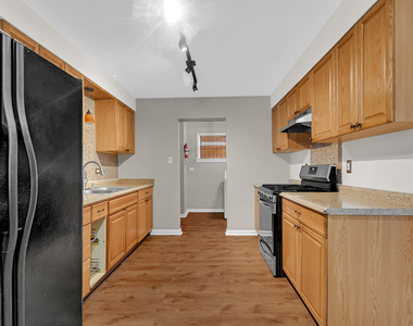 14901 Michigan Avenue - Photo Thumbnail 10