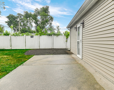 14901 Michigan Avenue - Photo Thumbnail 14