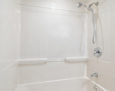 1525 N Patton Avenue - Photo Thumbnail 12