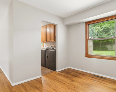 1525 N Patton Avenue - Photo Thumbnail 8