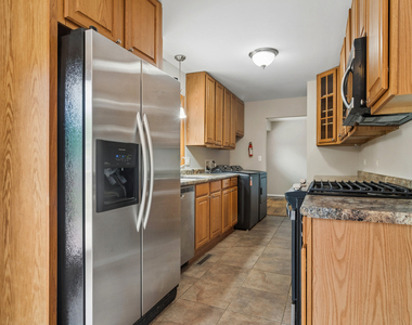 1525 N Patton Avenue - Photo Thumbnail 6