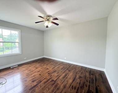 229 Juniper Drive - Photo Thumbnail 9